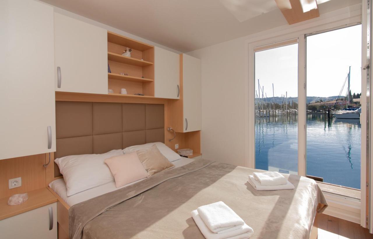 Apartament Eldamar Floating House Portorož Zewnętrze zdjęcie